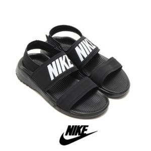 Nike Tanjun Sandal